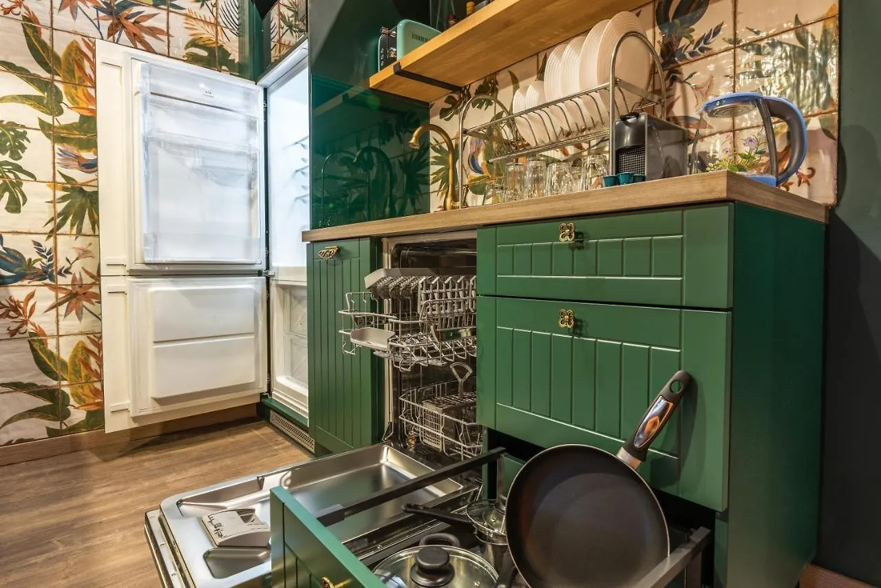 Extraordinary French Quarter Apartments In Vivid Colors Κίεβο Ουκρανία