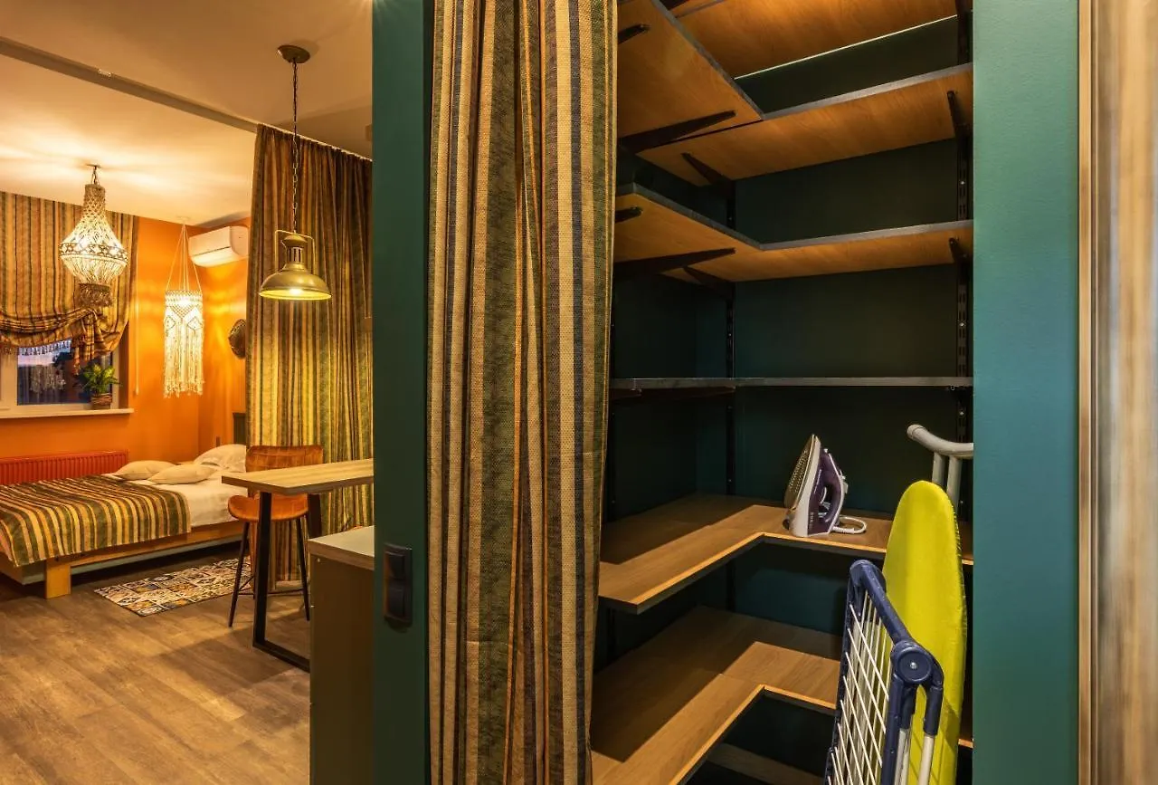 Extraordinary French Quarter Apartments In Vivid Colors Kiev Ucrania